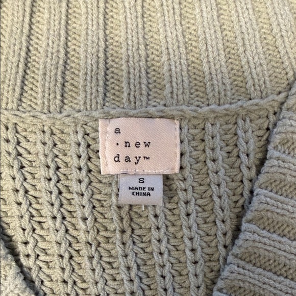 a new day Light Sage V-Neck Sleeveless Knit Sweater Vest - Picture 2 of 4